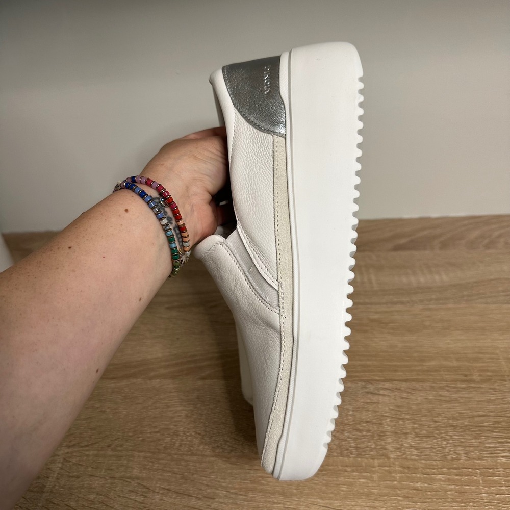 Vionic‎ Womens Kearny Slip On Sneaker US 9.5 Wide White Silver Leather Platform - Picture 8 of 16